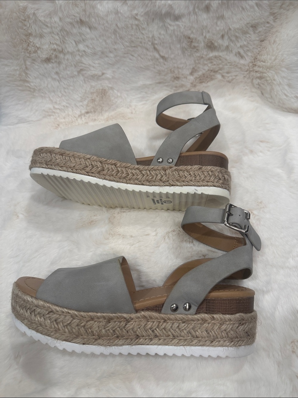 Soda Gray Ankle Strap Espadrille Wedge Platforms Size 7.5